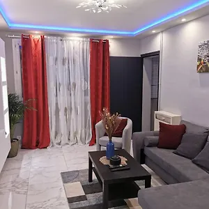 Apartment Meubles A Lyon, Villeurbanne