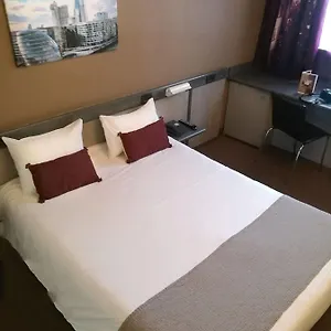 Hotel Gratte-ciel Ariana, Villeurbanne